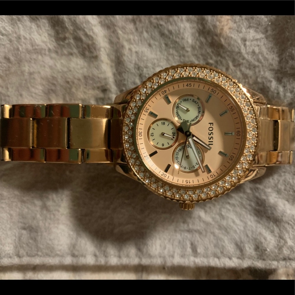 Women’s Rose Gold Fossil Watch